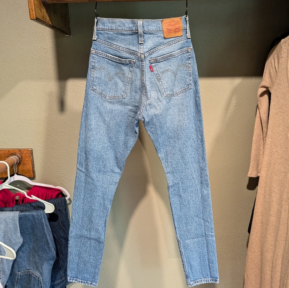 Levi's 501 - Picture 3 of 3